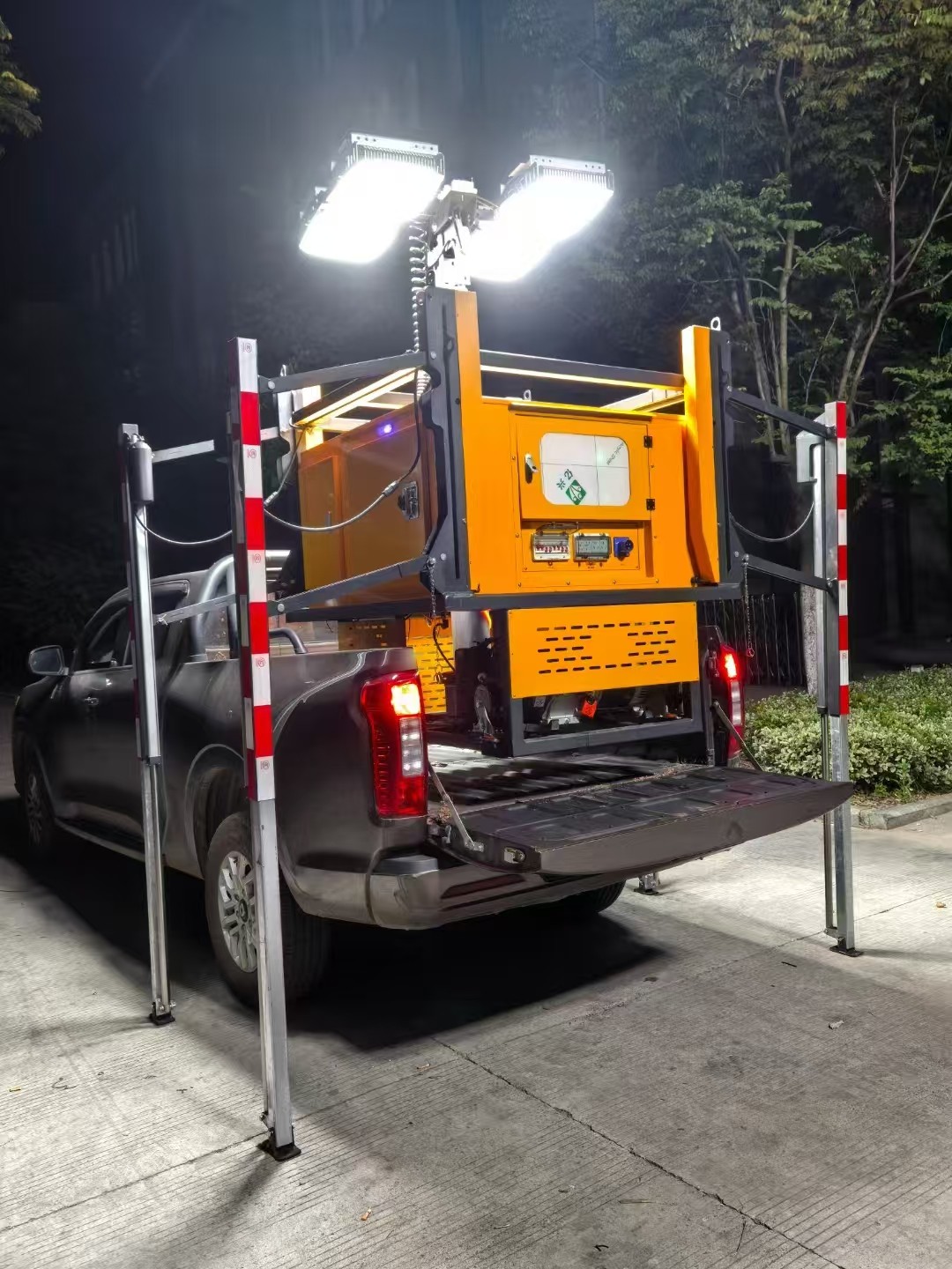 SPW6178N 移动照明工作平台 